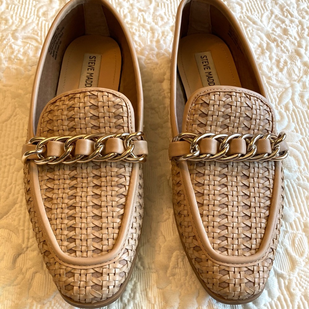 Steve Madden Tan Chain Loafers Flats - Picture 13 of 13